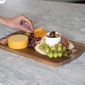 New In Box Uncommon James Acacia Wood Cheeseboard Charcuterie